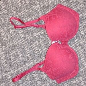 𝅺Victoria's Secret Red Lace Demi Bra 34D